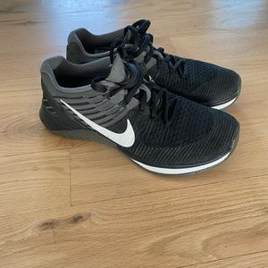 Mike Metcon Flyknits DSC Women’s 8